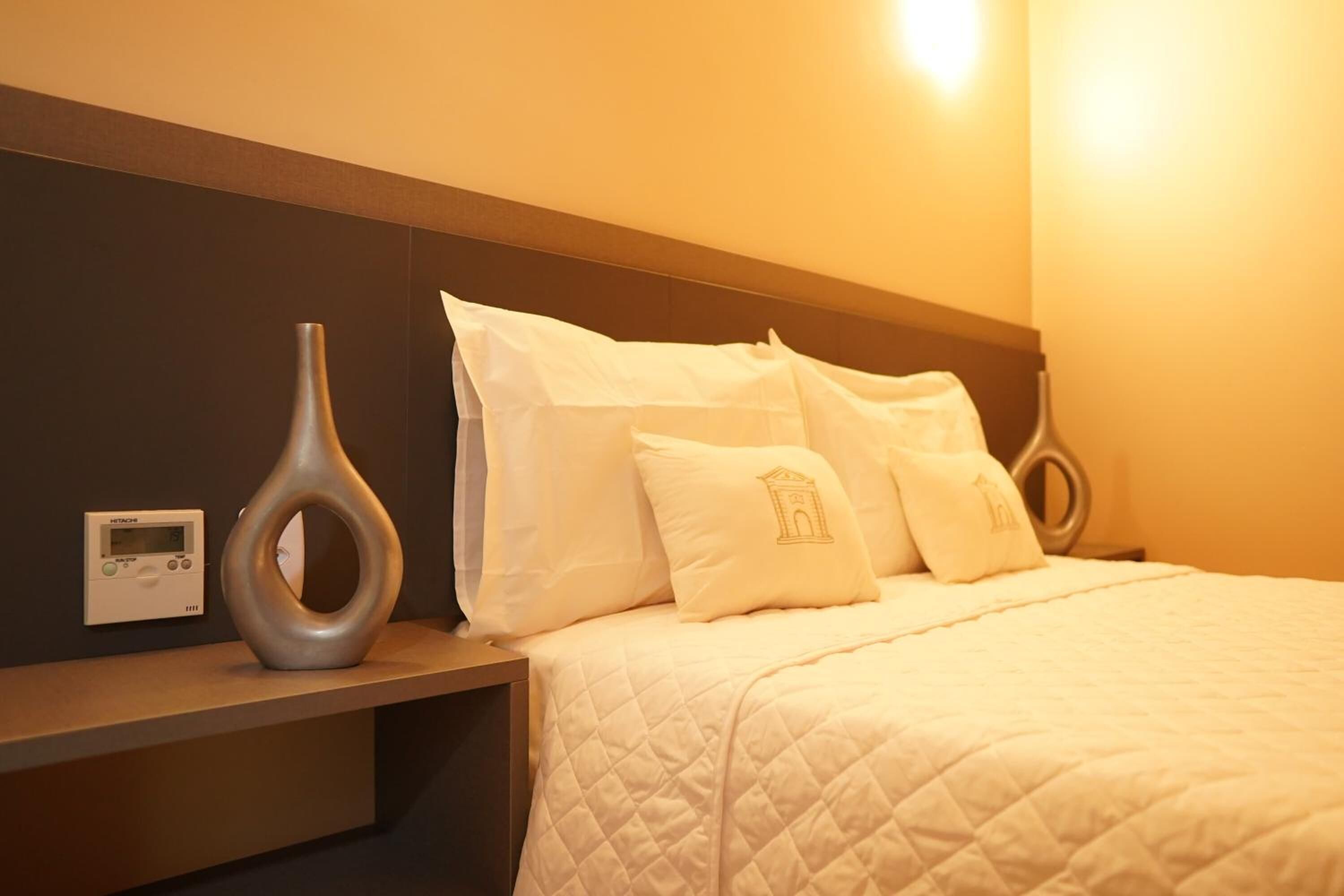 1 bedroom, desk, laptop workspace, blackout curtains