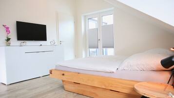 Sonnengarten 11 | 1 bedroom, individually decorated, individually furnished