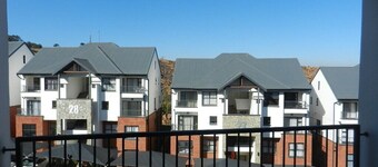 Prachtige top-end Townhouse in Oakdene