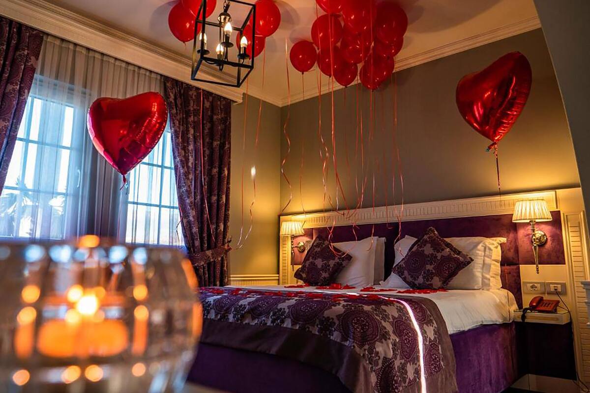 Phòng đôi Deluxe | Bộ đồ giường kháng dị ứng, bàn, khu vực làm việc phù hợp cho laptop