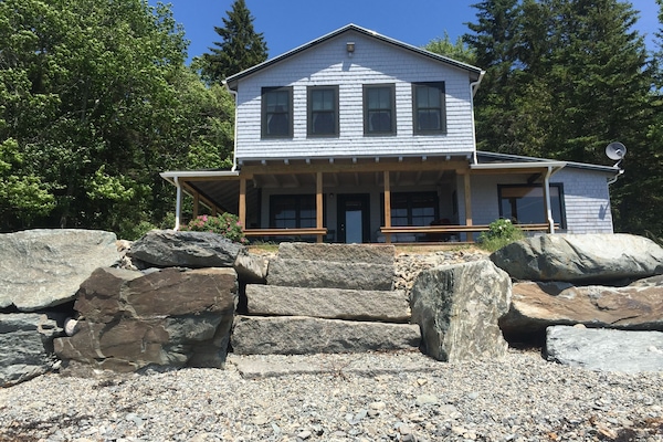 Granite steps right from yard down to private beach!
