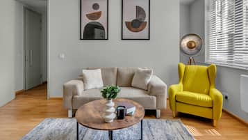 Vönduð íbúð - 1 svefnherbergi - reyklaust - eldhúskrókur | Stofa