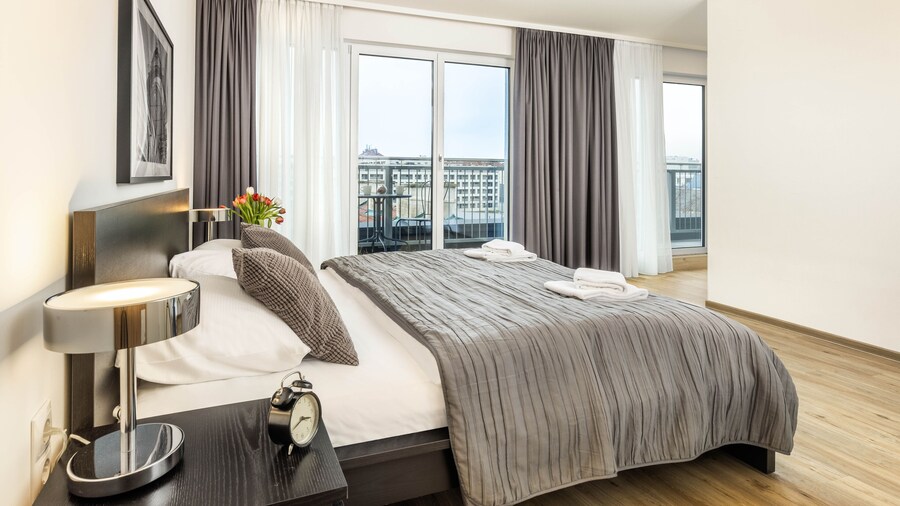 Jimmy's Apartments Lory