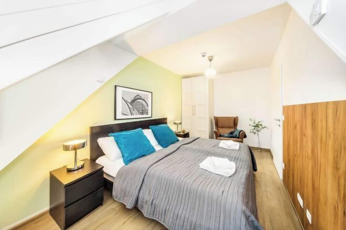 1 Schlafzimmer, Zimmersafe, Bügeleisen/Bügelbrett, kostenloses WLAN