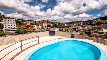 Piscina externa