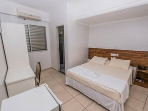 Suite | Minibar, desk, blackout curtains, free WiFi