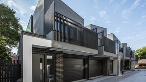 Exterior - 89 Fancy Doncaster Home (Doncaster)