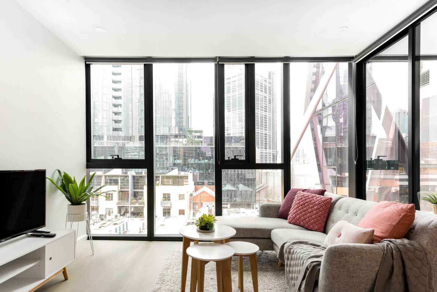 公寓 (2 Bedrooms) | 起居區 | LED 液晶電視