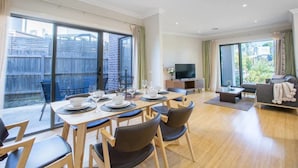 Living area - 70 Greenbell Doncaster (Doncaster East)