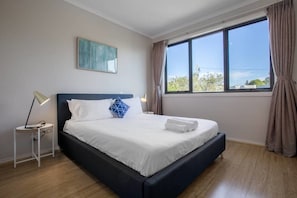 Villa (4 Bedrooms) | 4 bedrooms, iron/ironing board, bed sheets