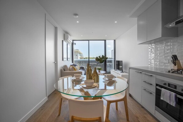 Fridge, microwave, oven, stovetop - 61 Boutique One-bedroom Boxhill Central Mall (Box Hill)