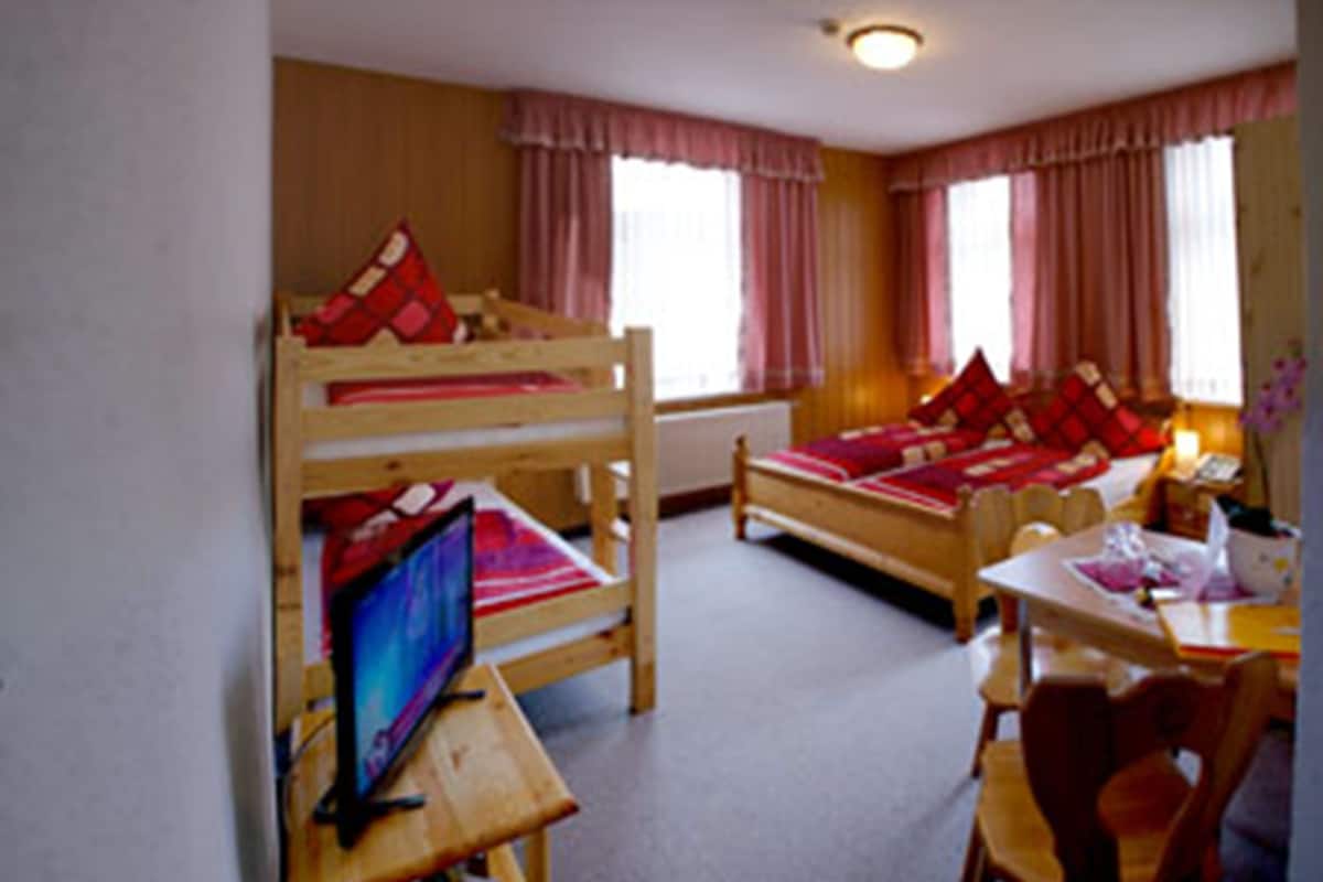 Vierbettzimmer