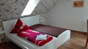 Kamar Double | Wi-Fi gratis dan seprai linen