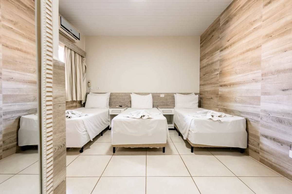 Standard Triple Room | Desk, rollaway beds (surcharge), WiFi (free), bed sheets