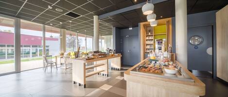 Daily buffet breakfast (EUR 15 per person)