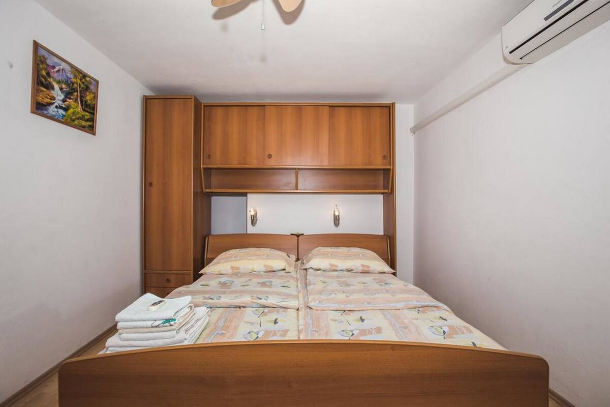 Apartment, 1 Schlafzimmer (Jug 5) | 1 Schlafzimmer, Bügeleisen/Bügelbrett, kostenlose Babybetten
