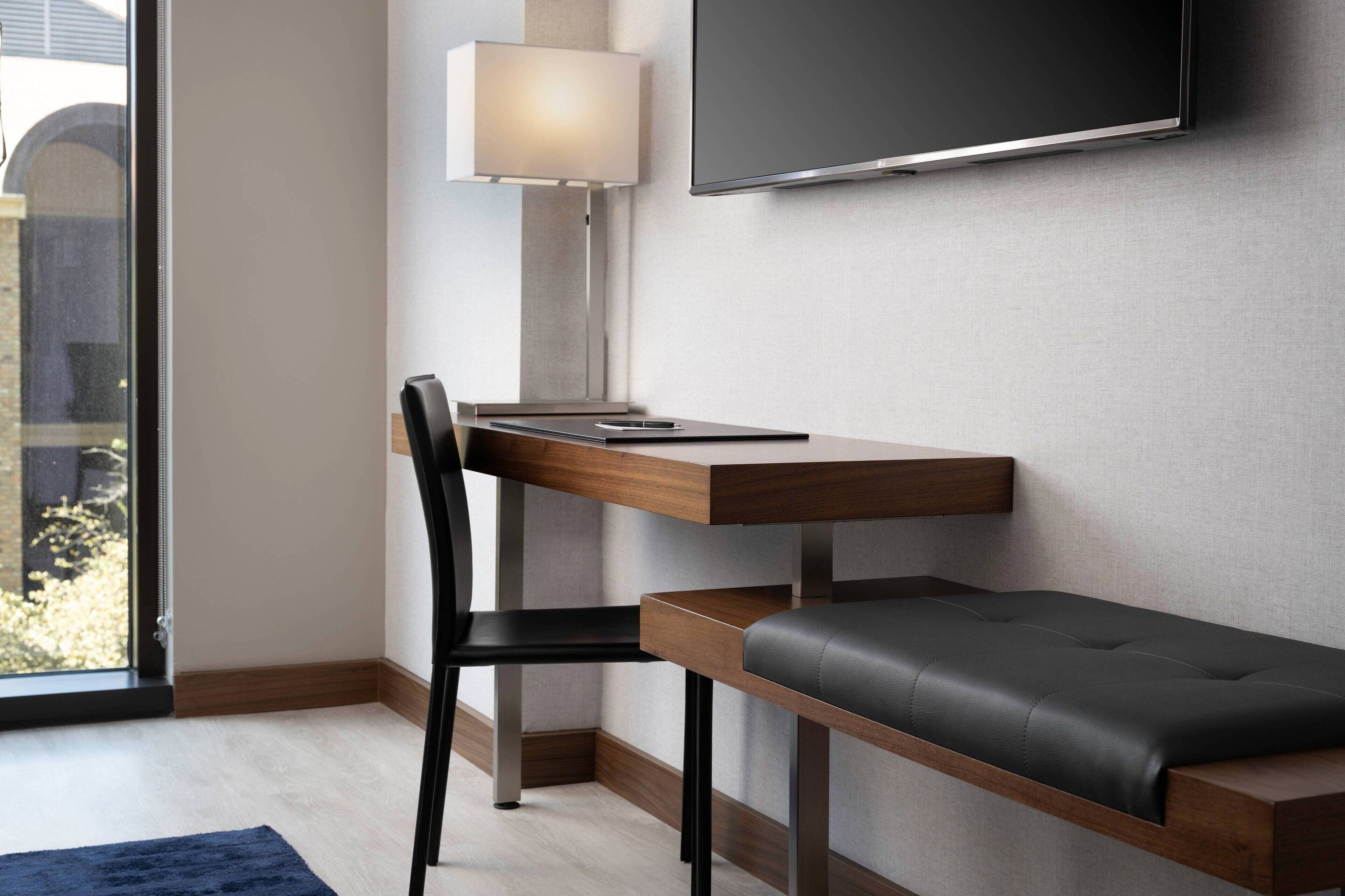 in-room safe, desk, laptop workspace, blackout curtains