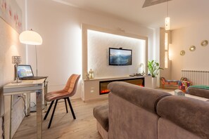 Smart TV, fireplace, video games, DVD player