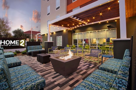 Terrasse/Patio. Home2 Suites by Hilton Beaumont