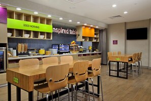 Petit déjeuner buffet compris tous les jours