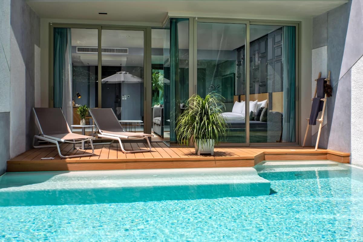 Suite estudio, 1 cama de matrimonio grande, no fumadores, acceso a la piscina | Caja fuerte, escritorio, espacio para trabajar con un portátil