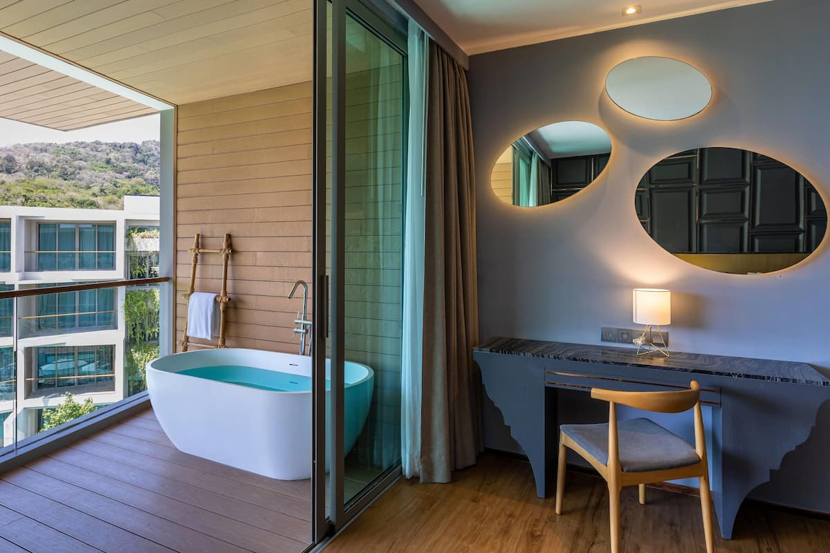 Habitación Deluxe, 2 camas individuales, para no fumadores (Sky Bath) | Caja de seguridad en la habitación y decoración personalizada