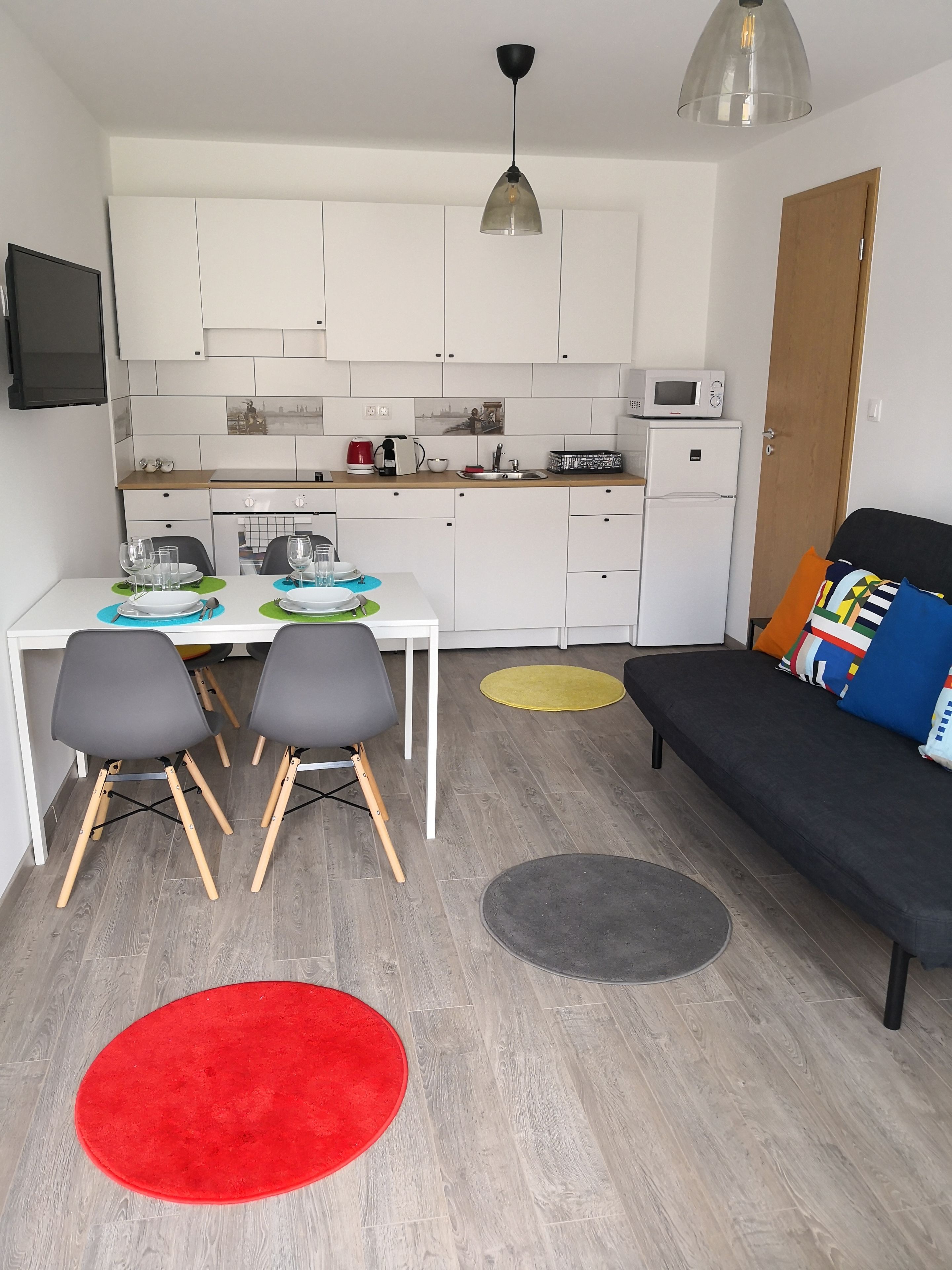 Departamento, 1 habitación, planta baja | Área de sala de estar | Televisión LCD 