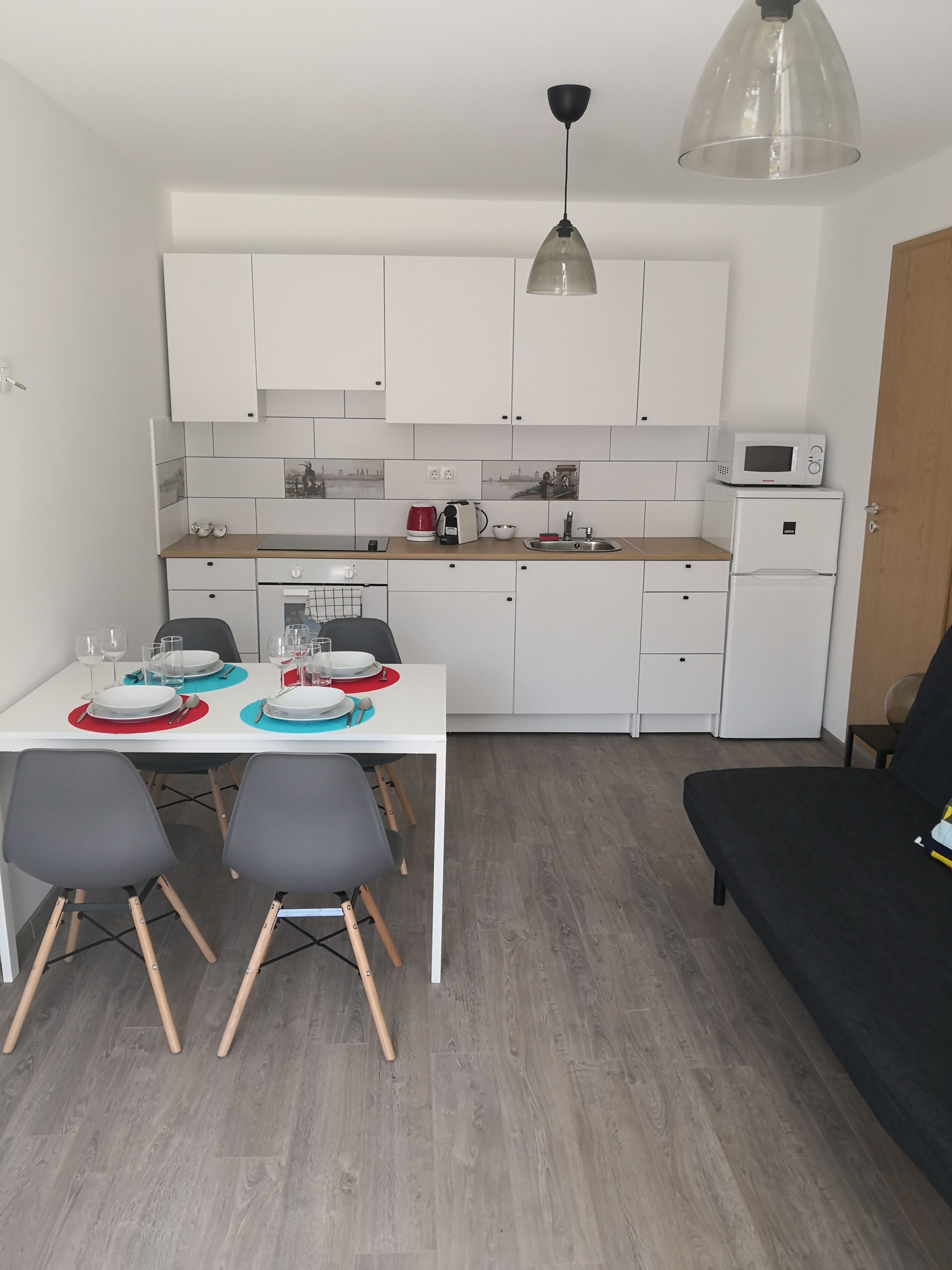 Departamento, 1 habitación, planta baja | Área de sala de estar | Televisión LCD 