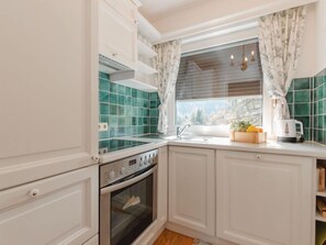 Kühlschrank, Ofen, Geschirrspüler, Toaster