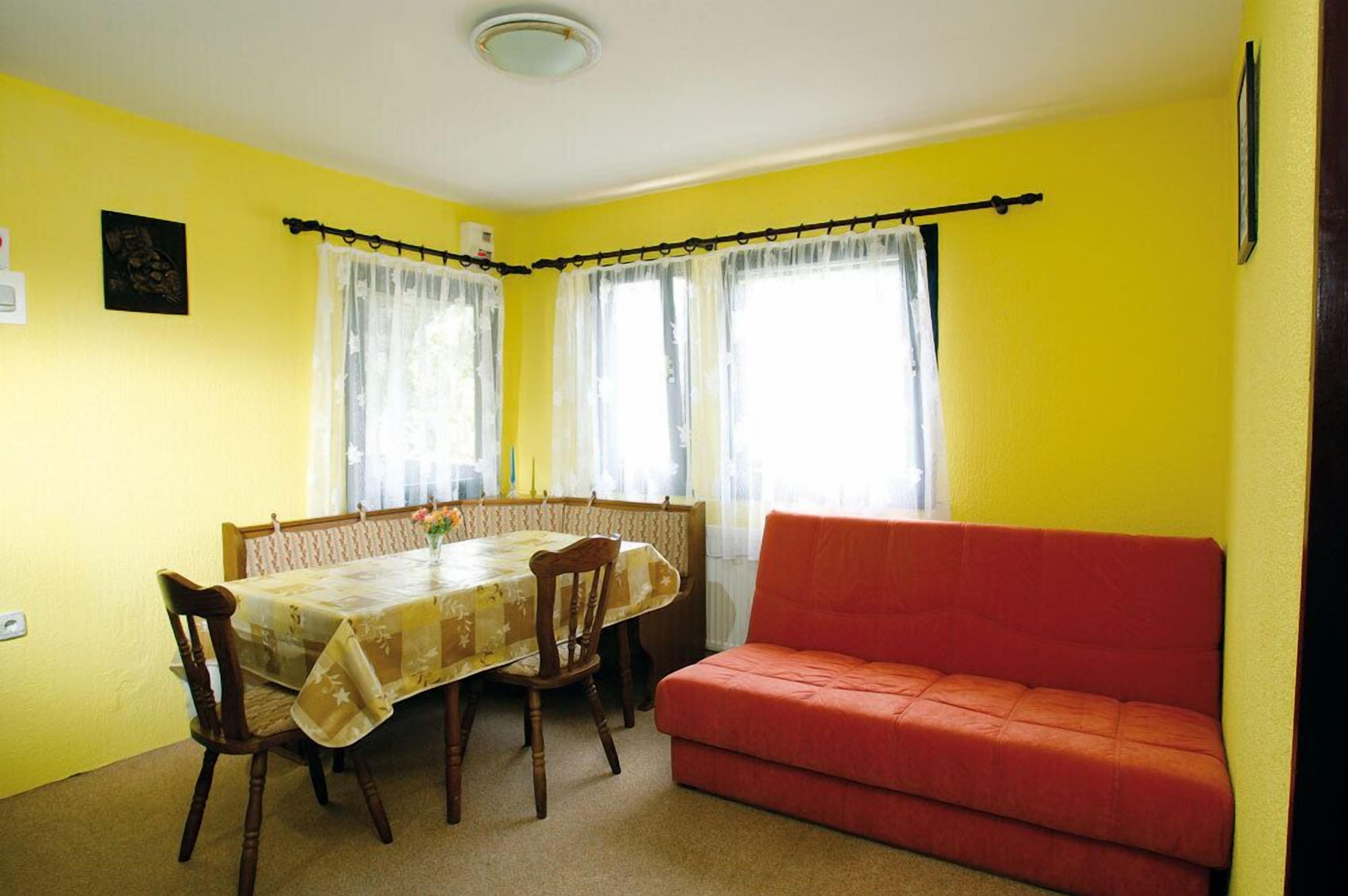 Appartamento, 2 camere da letto (Natura) | Pasti in camera