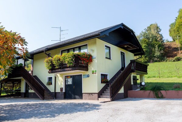 Exterior - Apartments Sole (Podcetrtek)