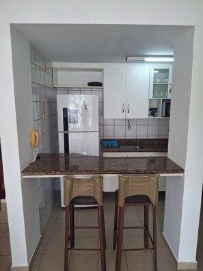 Fridge, microwave, stovetop