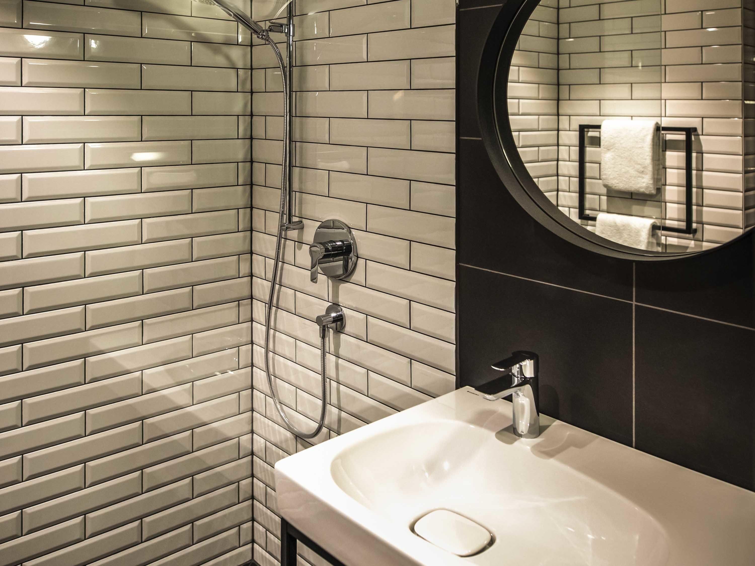 standard room, 1 double bed (new sleep comfort concept) | desk, laptop workspace, soundproofing, free wifi