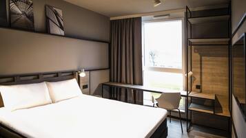 Standard Room, 1 Double Bed (New Sleep Comfort Concept) | Desk, laptop workspace, soundproofing, free WiFi