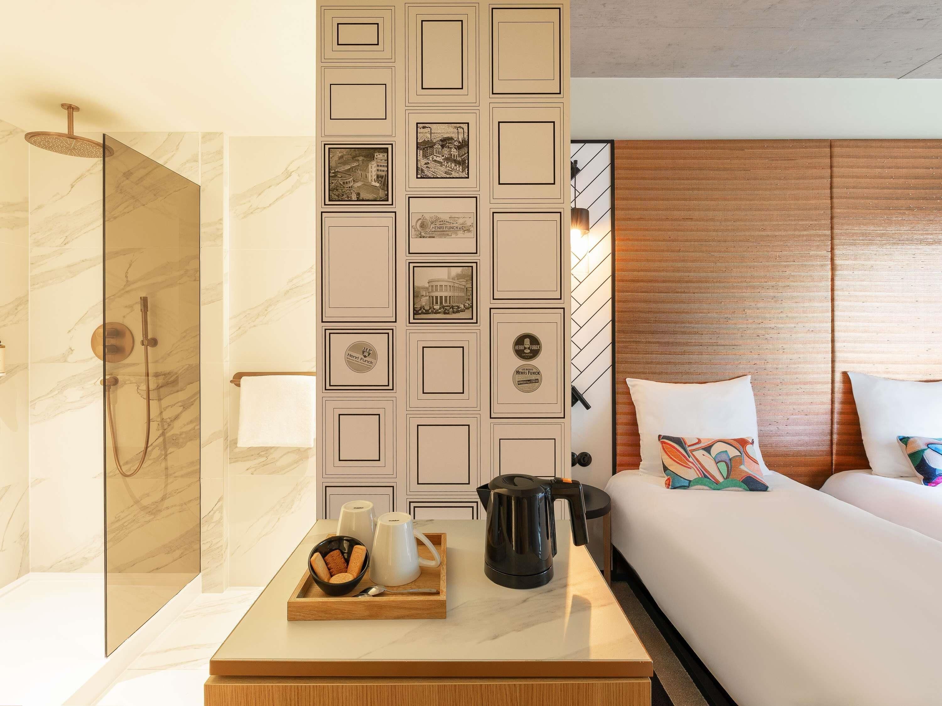 classic room, 2 single beds | in-room safe, individually decorated, individually furnished