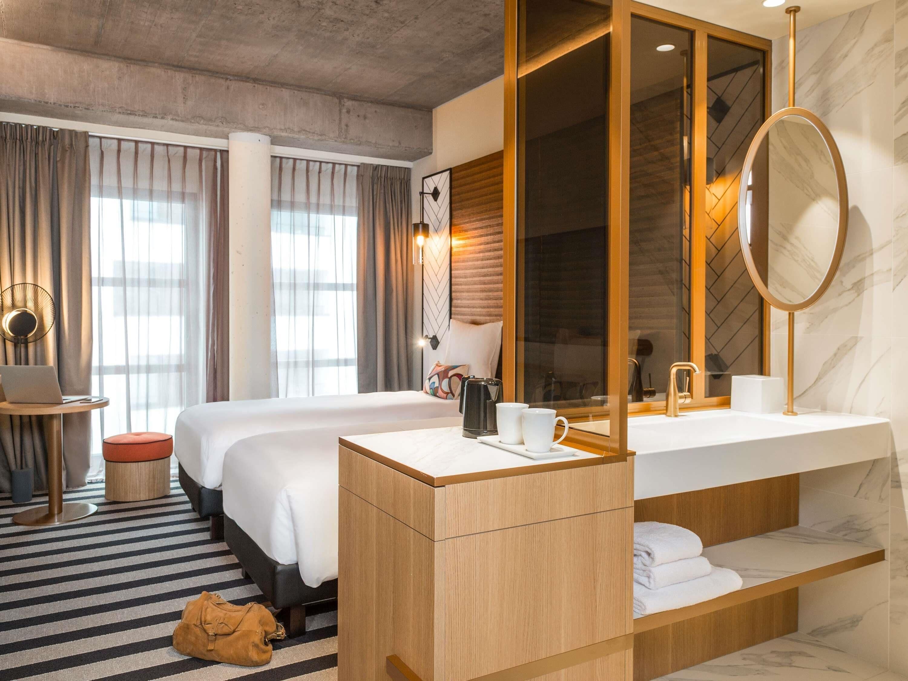 classic room, 2 single beds | in-room safe, individually decorated, individually furnished