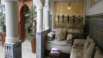 Sala de estar en el lobby