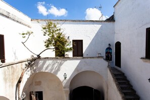 Balcony - La corte dei mille (Presicce-Acquarica)