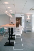 每日供应自助式早餐（每人 EUR 12.90）