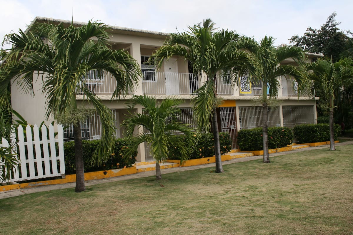 Grand Room | 1 bedroom, individually furnished, desk, laptop workspace