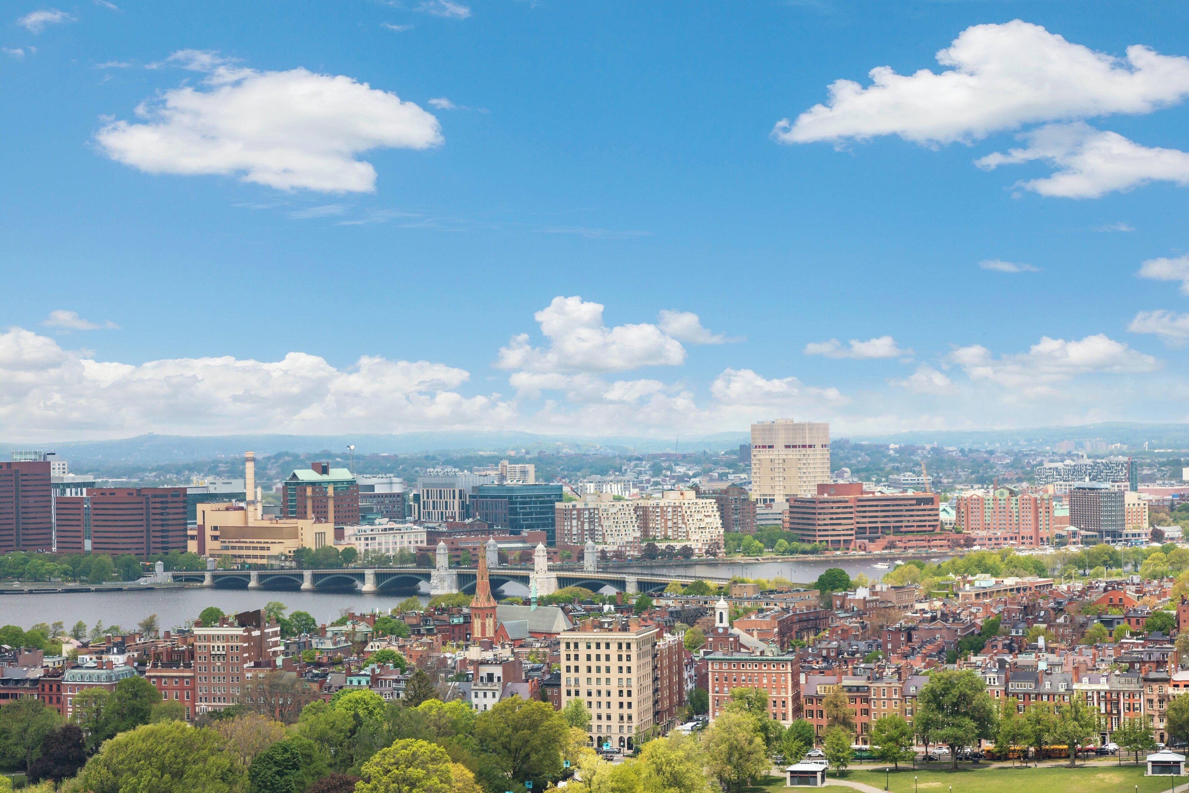 room, 1 queen bed, non smoking, river view | 1 bedroom, desk, laptop workspace, blackout curtains