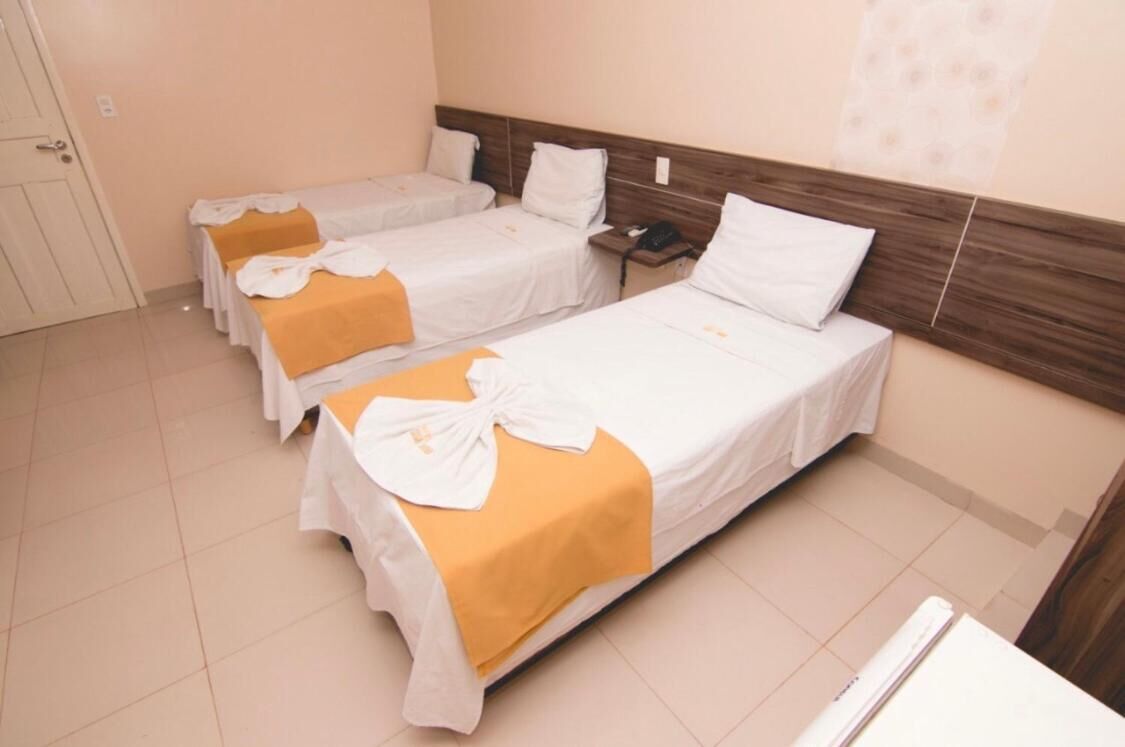 Frigobar, Wi-Fi de cortesia, roupa de cama