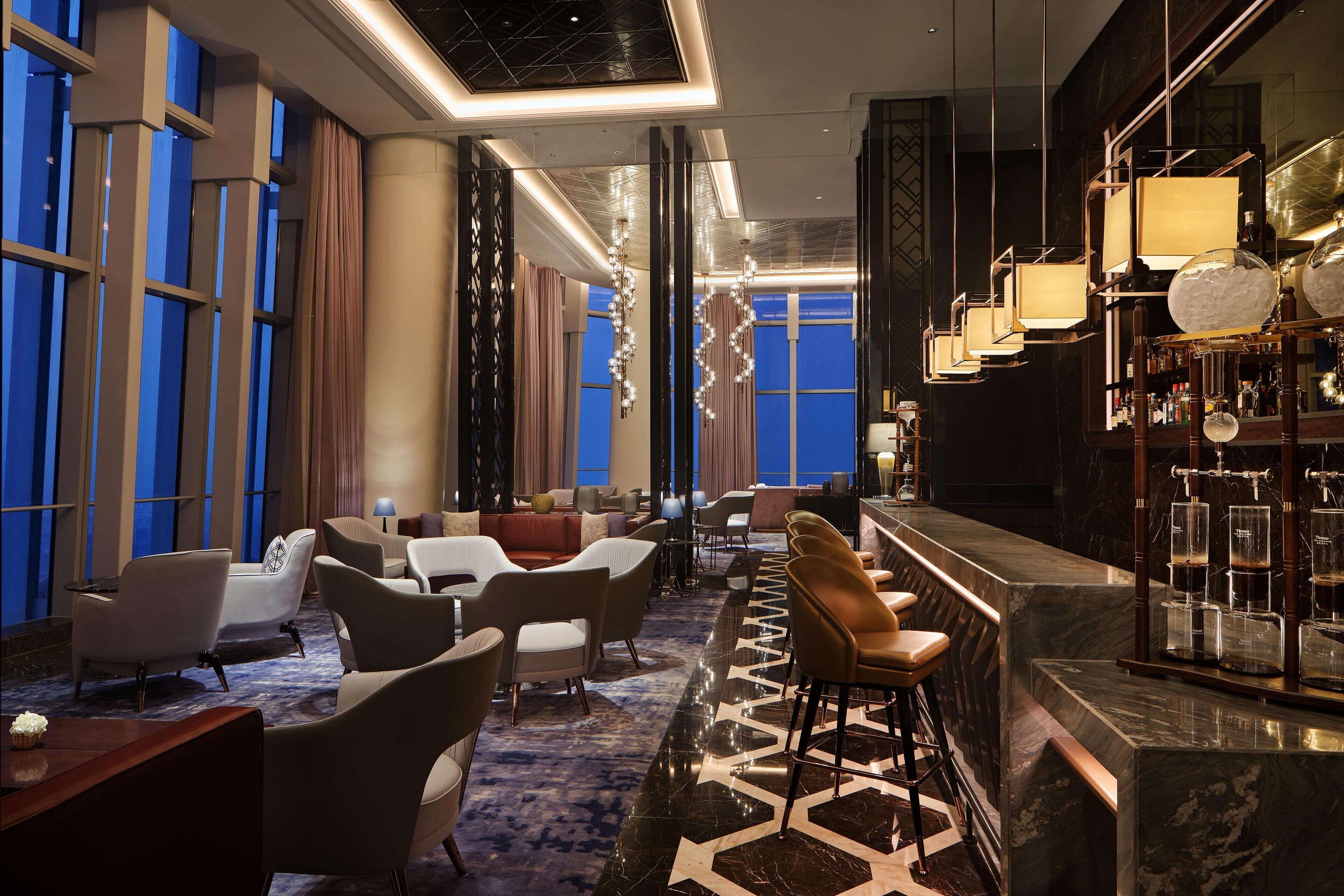 Lobby lounge