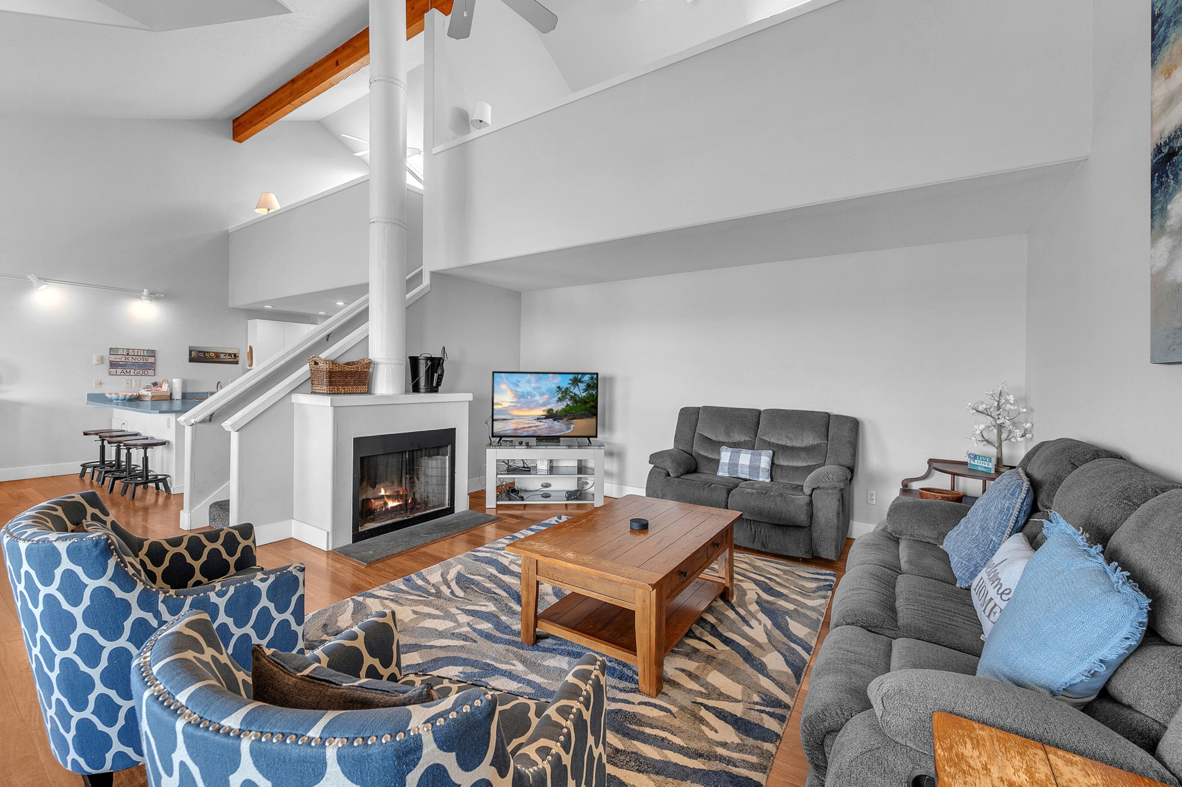 Smart TV, fireplace, DVD player