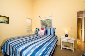 3 bedrooms, desk, free WiFi, bed sheets