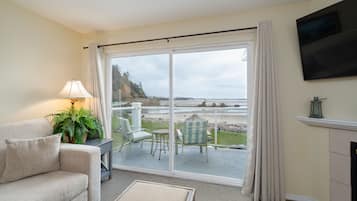 Smart-TV, peis og DVD-spiller