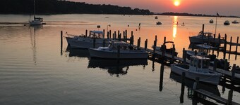 Waterfront Home on Beautiful Lake Tashmoo