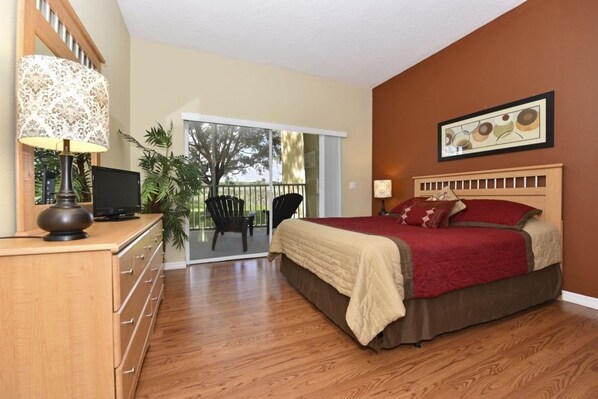 3 bedrooms, free WiFi - Spacious 3-bed Condo Just 2 Miles to Disney Sun Lake (Kissimmee)
