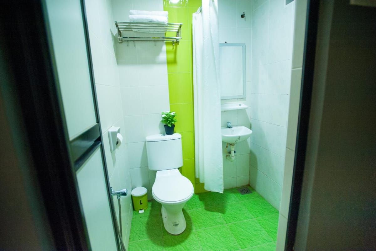 shower, bidet, towels, soap