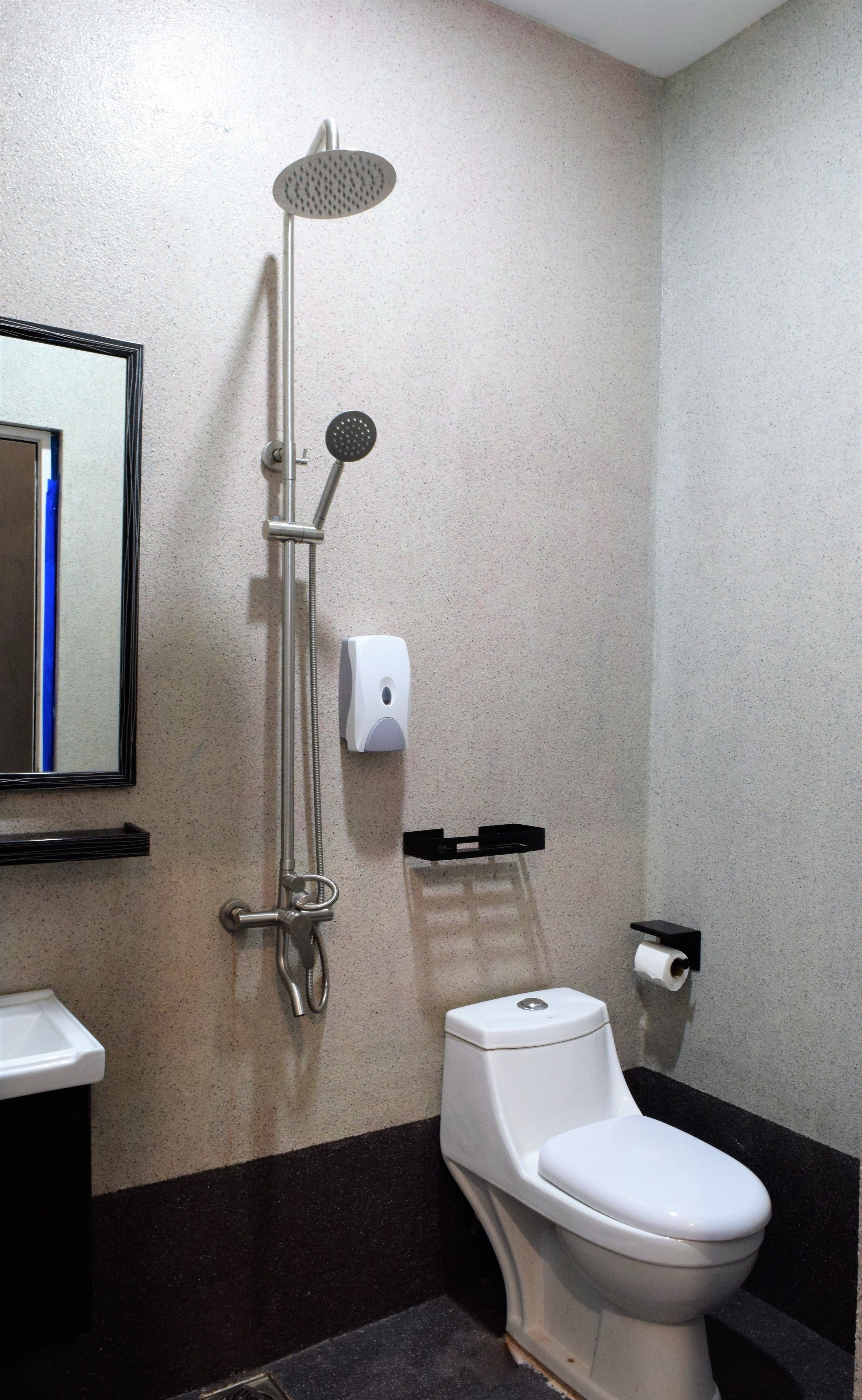 shower, bidet, towels, soap